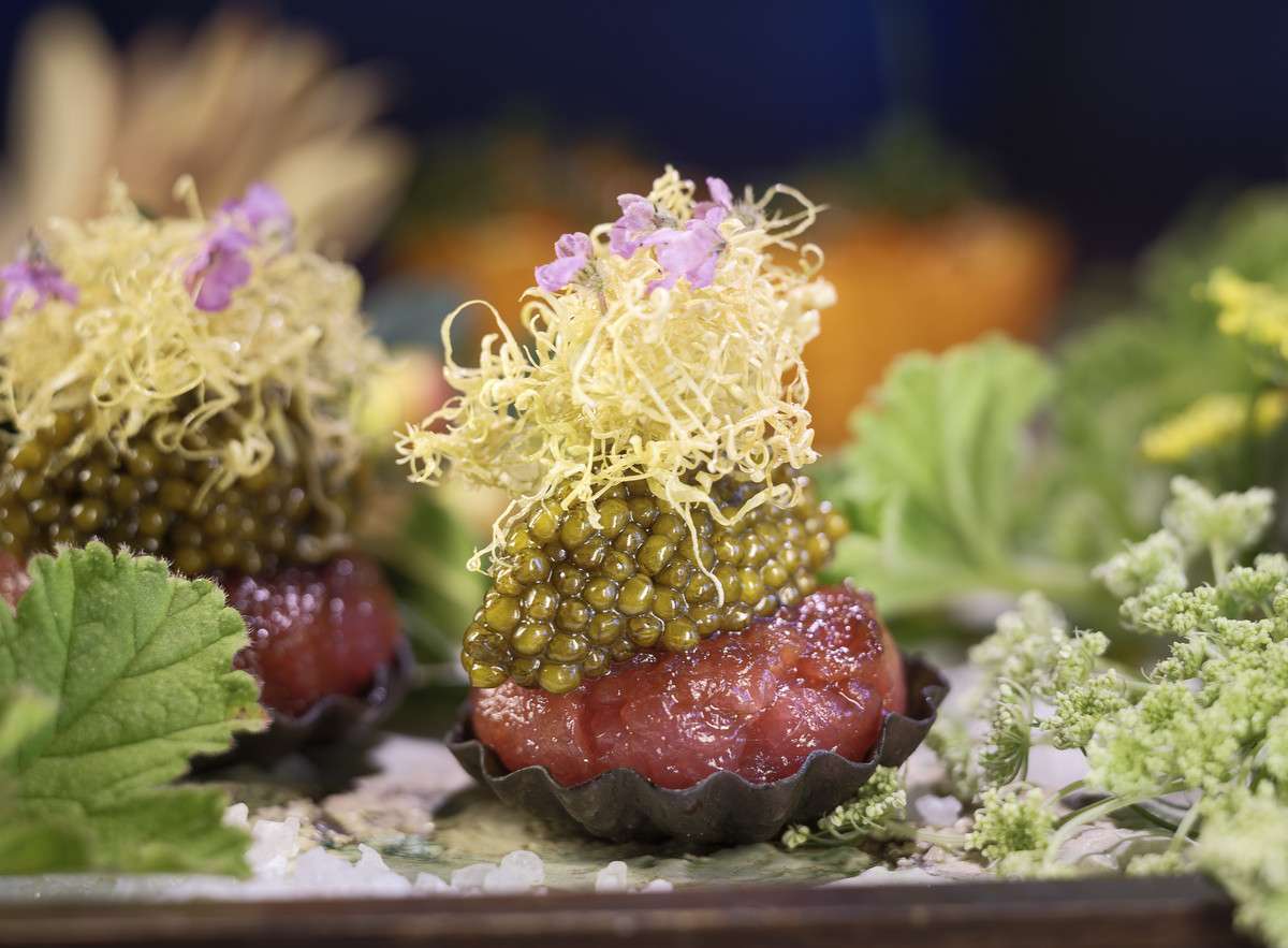 Aubergine the restaurant at L’Auberge Carmel signature dishes Tuna Tartare
Dry-Aged Smash Burger
Steak Frites